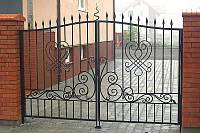 Бирюзовая 8